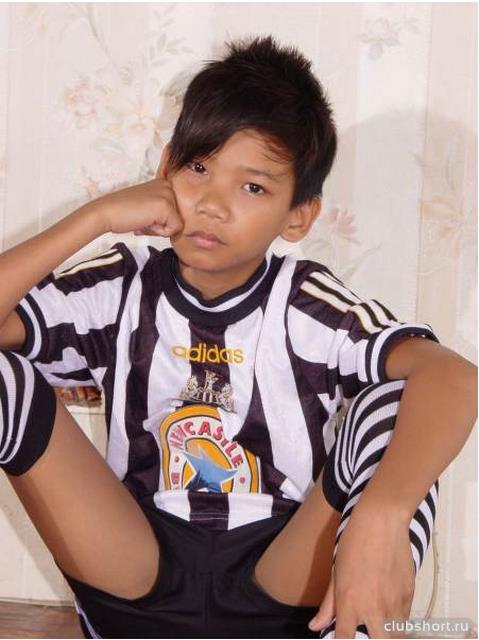 8610_thai-boys-in-shortsru_10.jpg